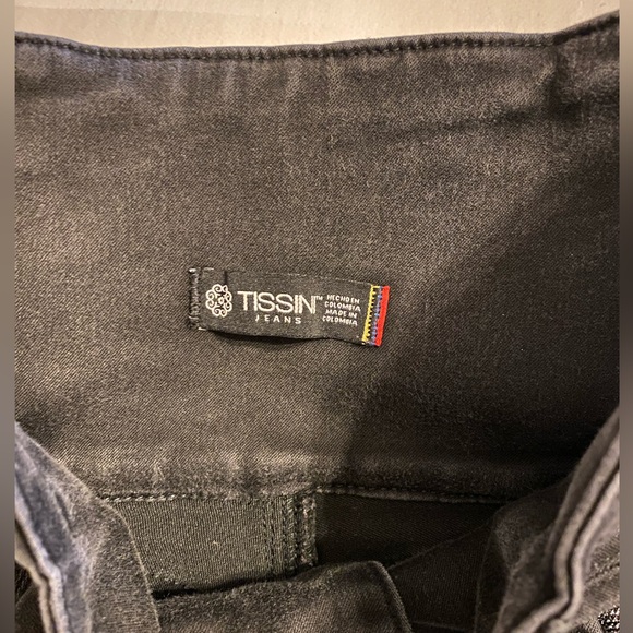 TISSINI High Rise Black Jeans with Silver Accents Columbian Lift Women’s Size 7 - Picture 2 of 4